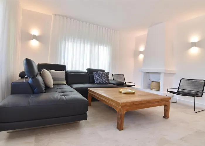 Holiday home Montgo *